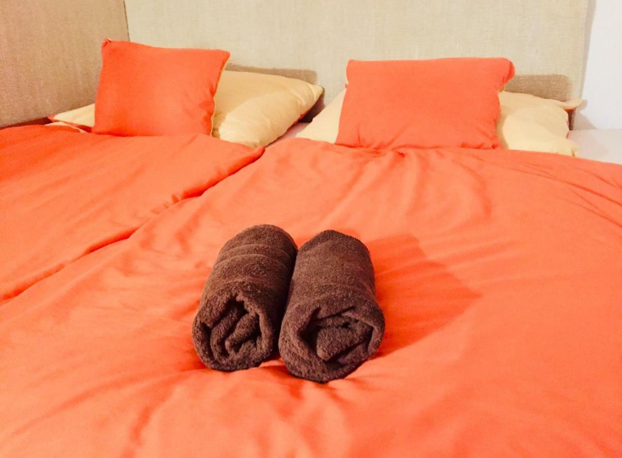 בודפשט Ferjoe'S Home Apartman מראה חיצוני תמונה